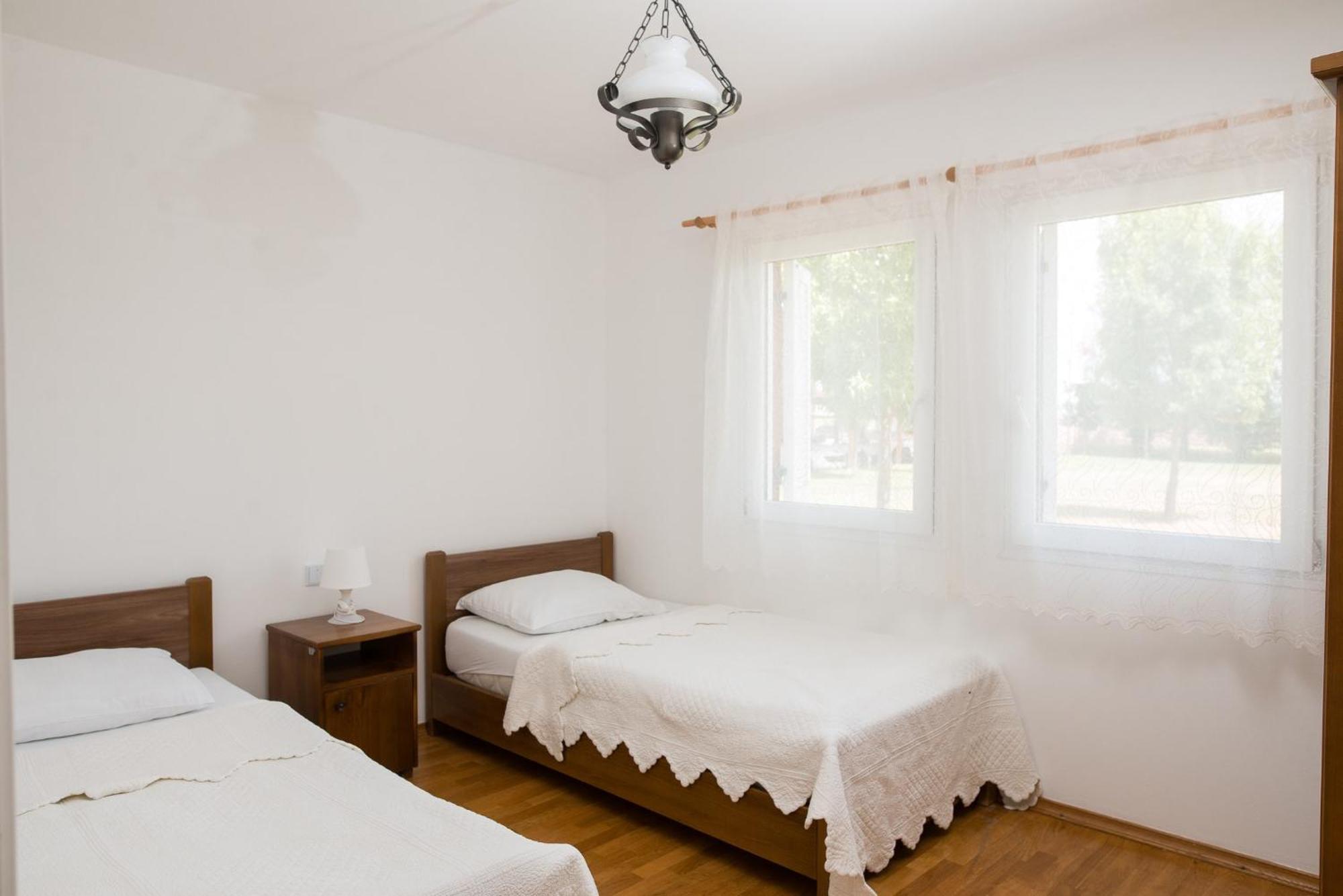 Krasograd Villa Pisarovina Exteriör bild
